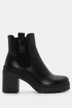 Black-Matte