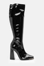 Черно-Лачена кожа